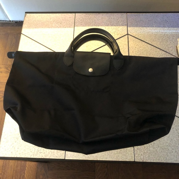 Longchamp Handbags - Longchamp Le Pliage travel bag